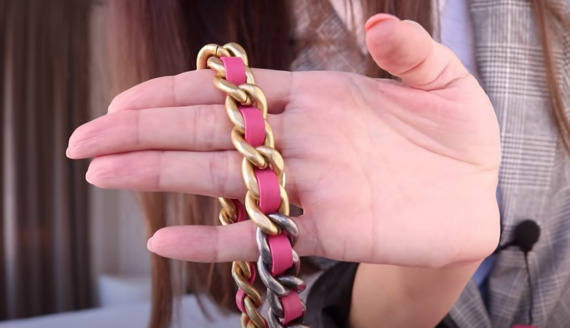 Сумка Chanel 19: как отличить оригинал от подделки