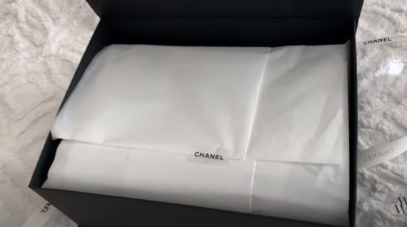 Сумка Chanel 19: как отличить оригинал от подделки