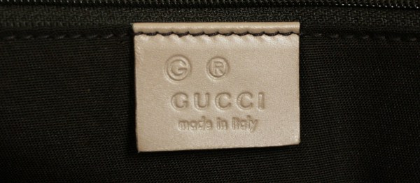 Как отличить от подделки фирменную сумку Gucci