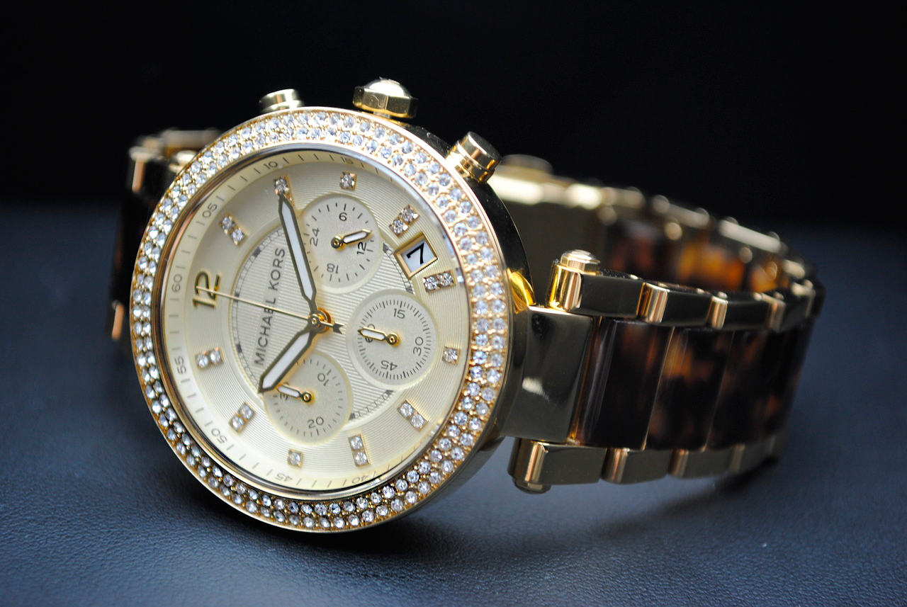 Как отличить оригинальные часы Michael Kors
