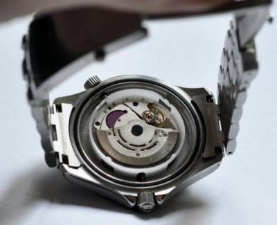 Как отличить подделку часов Omega